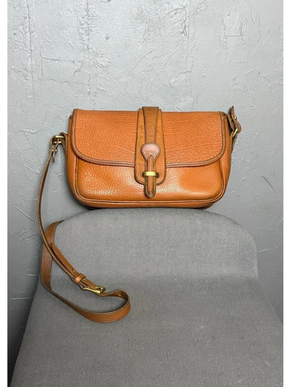 1980's Dooney & Bourke Equestrian Bag Caramel + British Tan AWL Pebbled Leather